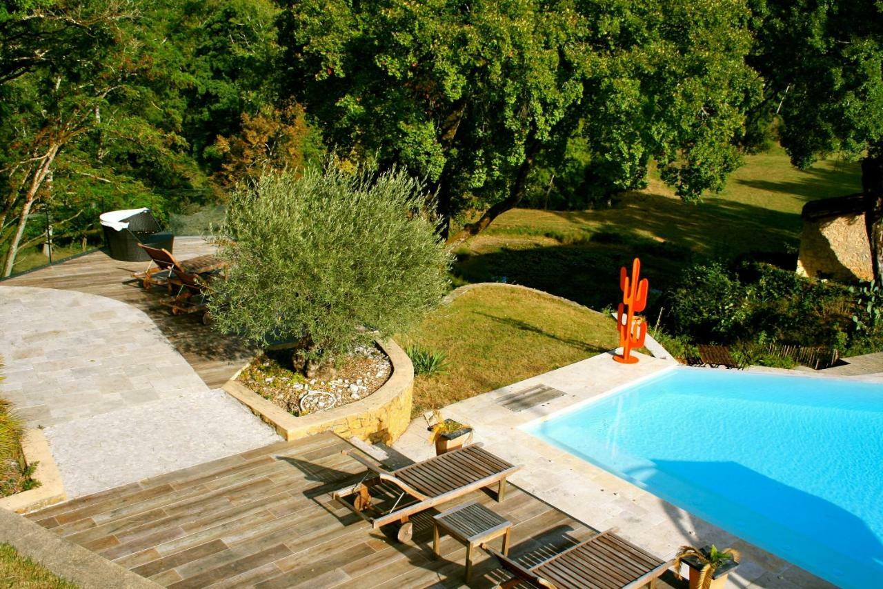 Gite Du Manoir Le Roc Couze-et-Saint-Front Esterno foto