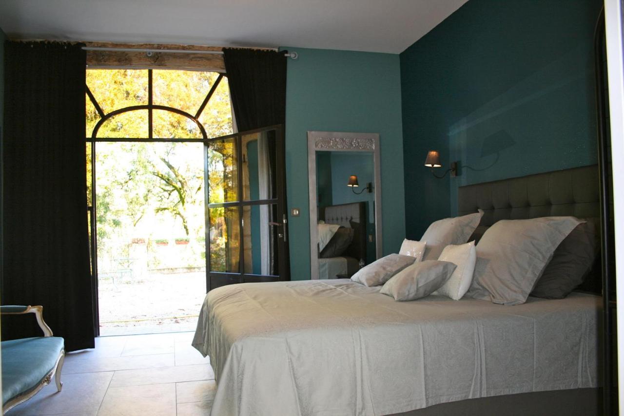 Gite Du Manoir Le Roc Couze-et-Saint-Front Esterno foto